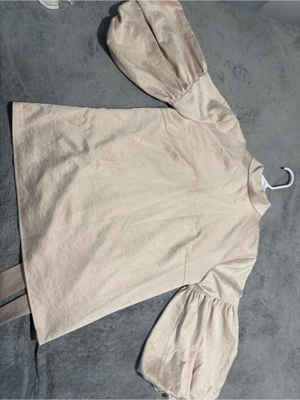 Amazon Beige Puff-Sleeve Tunic Top